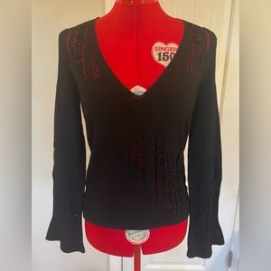 Essendi Flared Long Sleeve Black Knit Distressed V-Neck Sweater